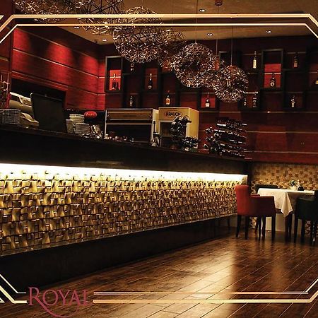 Hotel Royal プリシュティナ エクステリア 写真