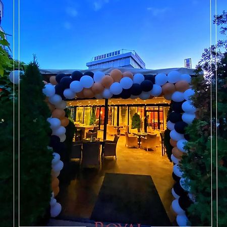 Hotel Royal プリシュティナ エクステリア 写真