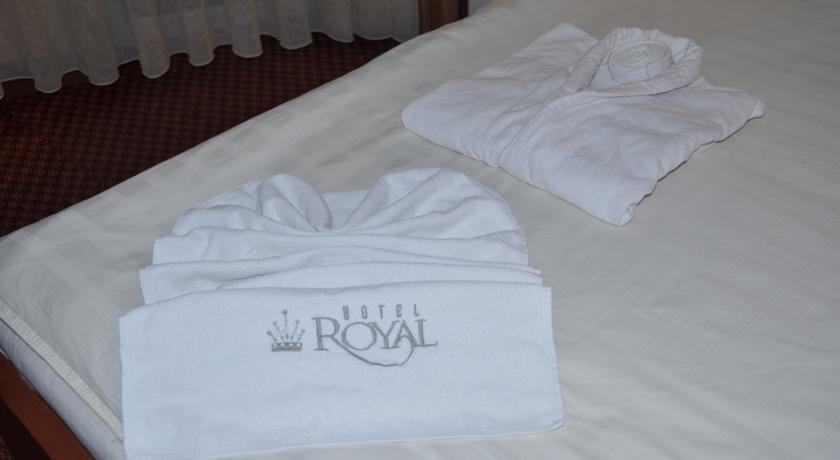 Hotel Royal プリシュティナ エクステリア 写真