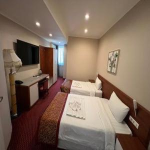 Hotel Royal プリシュティナ エクステリア 写真